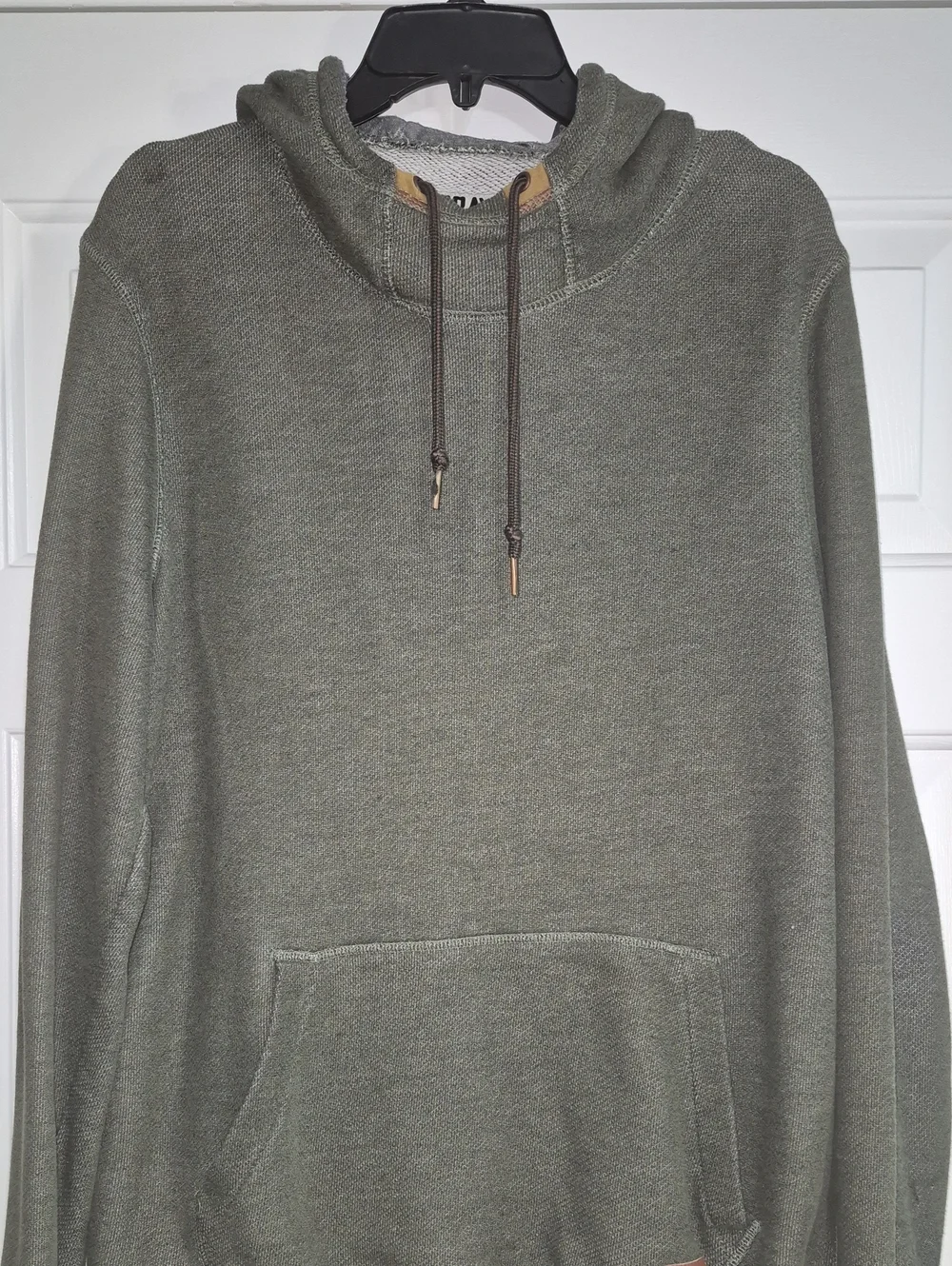 Dravus Hoodie Men Medium Green Sweatshirt Knit Pullover Pockets distressed